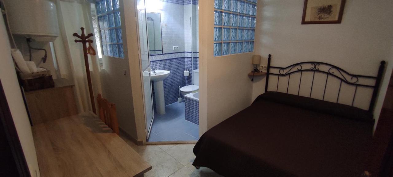 Hostal Fantoni Cádiz Eksteriør bilde