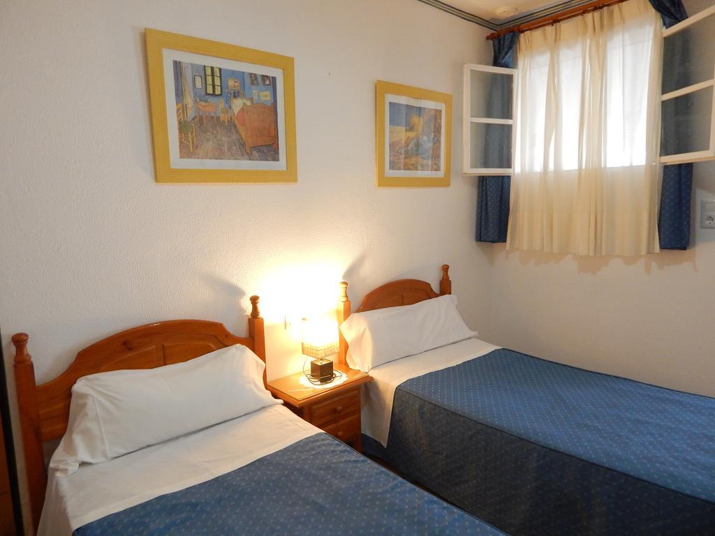 Hostal Fantoni Cádiz Rom bilde