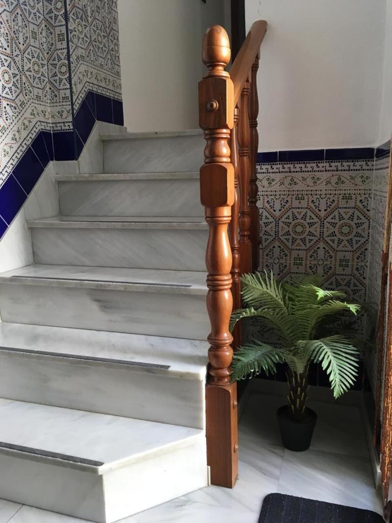 Hostal Fantoni Cádiz Eksteriør bilde