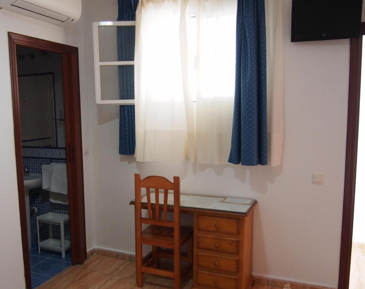 Hostal Fantoni Cádiz Eksteriør bilde