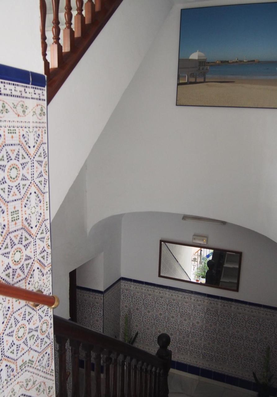 Hostal Fantoni Cádiz Eksteriør bilde